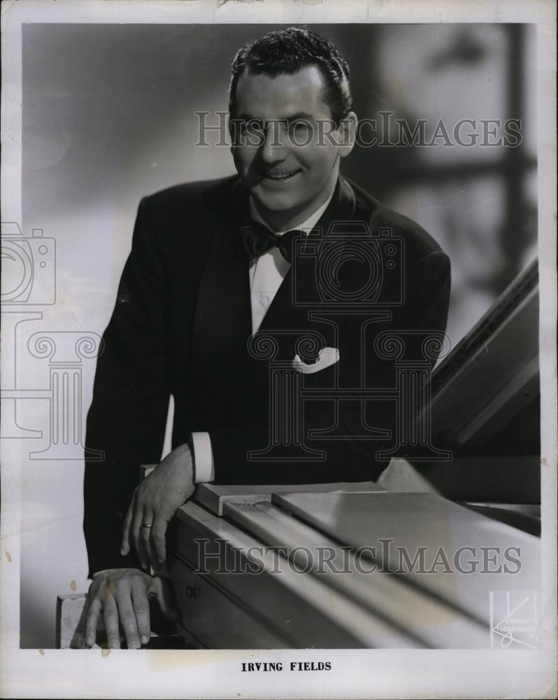 1959 Press Photo Irvinf Fields American pianist and lounge music artist - Historic Images