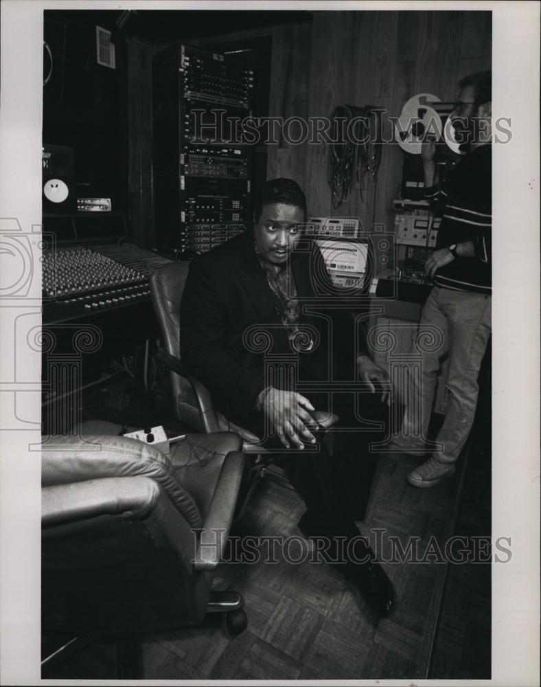 1992 Press Photo Singer Maurice Starr - RSL80429 - Historic Images