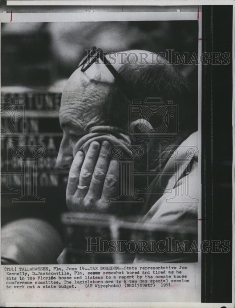 1974 Press Photo Fla Rep Joe Kennelley at comm meeting - RSL92989 - Historic Images