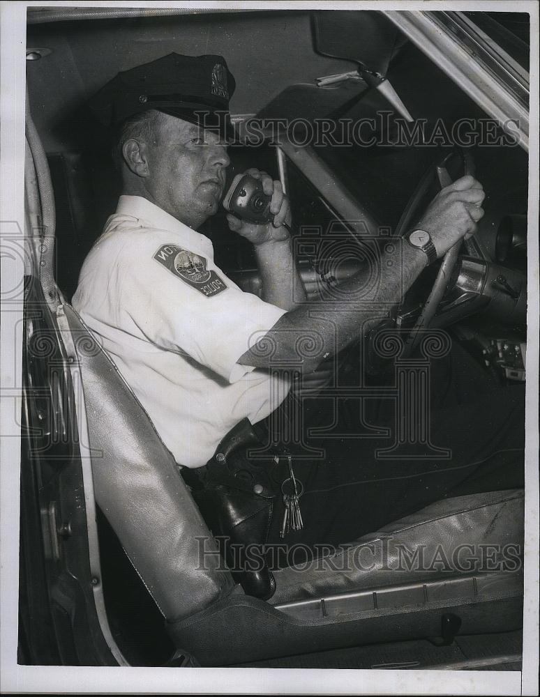 1966 Press Photo Boston police officer Thomas Maher Div 2 cruiser - RSL82153 - Historic Images