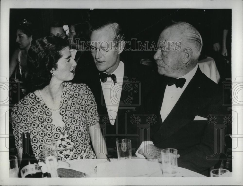 1938 Press Photo Mr & Mrs F Warren Pershing, & Jules S Bache - RSL88775 - Historic Images