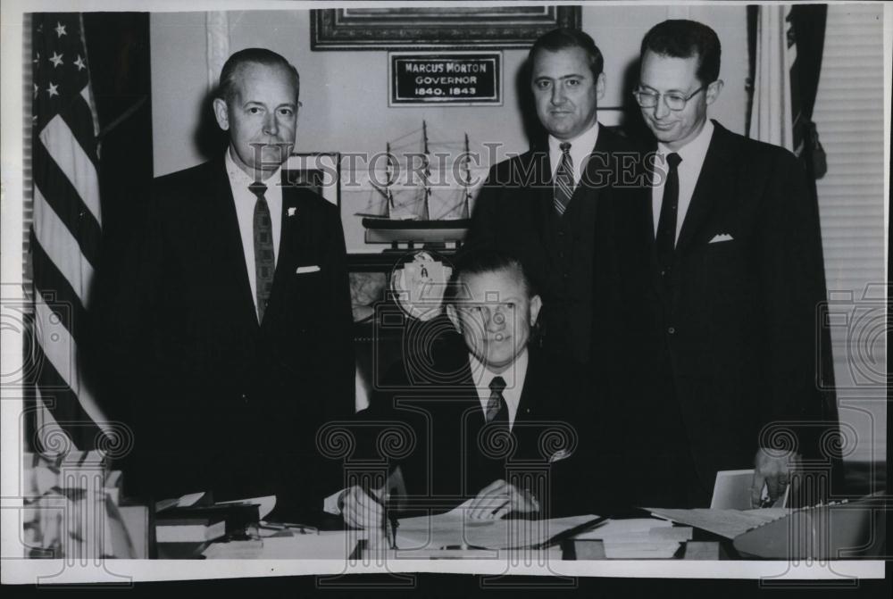 1966 Press Photo Mass ZGov Volpe,John Koch,W Patten Jr &amp; C Warren - RSL86041 - Historic Images