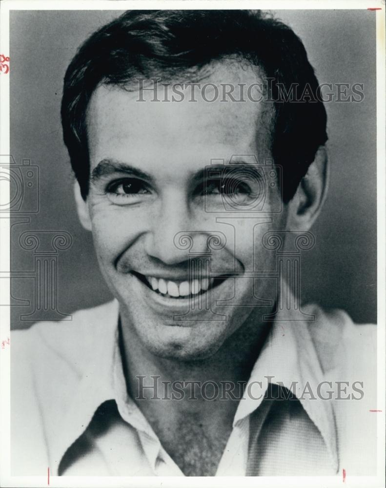 1981 Press Photo Actor Richard Ryder In &quot;They&#39;re Playing Our Song&quot; - RSL60617 - Historic Images