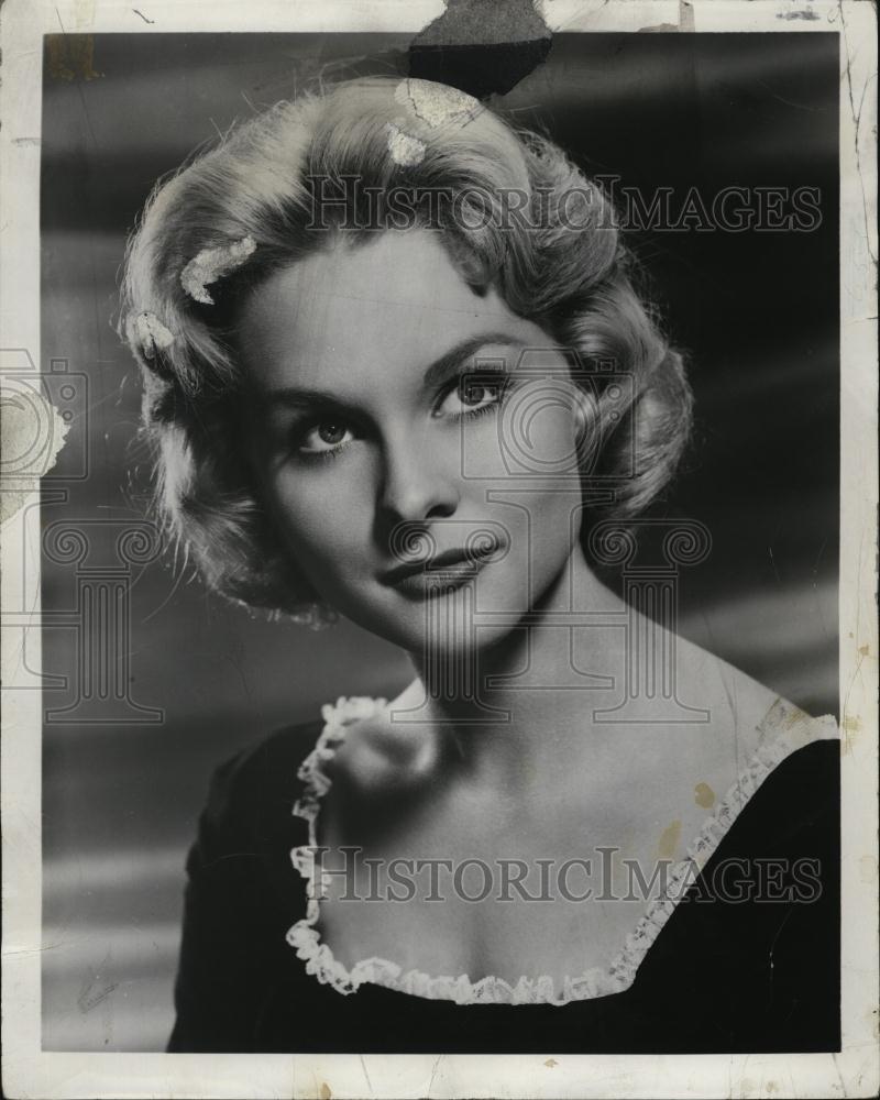 1960 Press Photo Actress Diane McBain Stars In New Film - RSL46145 - Historic Images