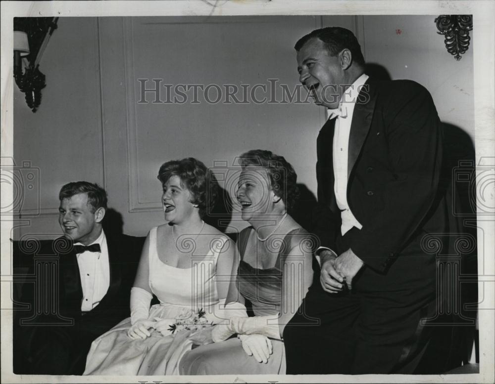 1962 Press Photo J Edgar McCallum with Mittons - RSL07285 - Historic Images