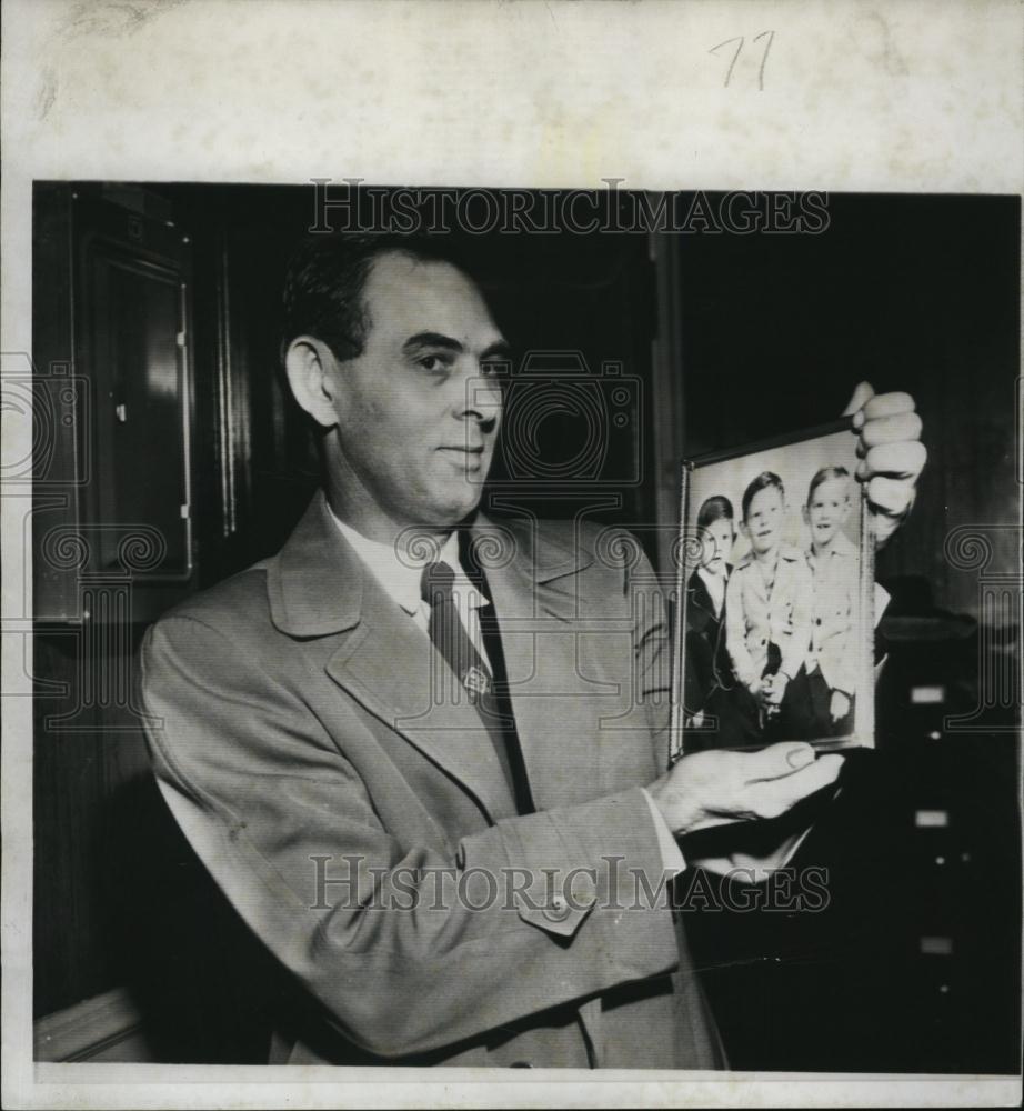 1957 Press Photo Bennie Hayden,escaped Georgia prisoner &amp; photo of family - Historic Images