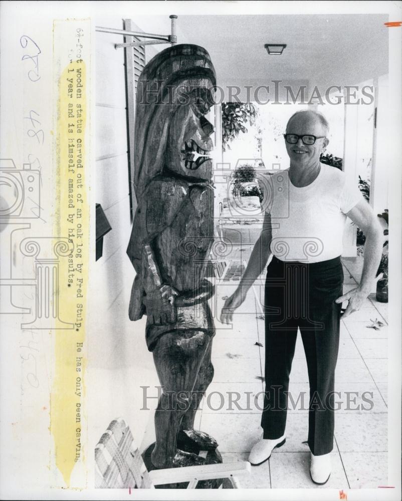 1974 Press Photo 61/2-foot wooden statue out of an oak log by Fred Stulp - Historic Images