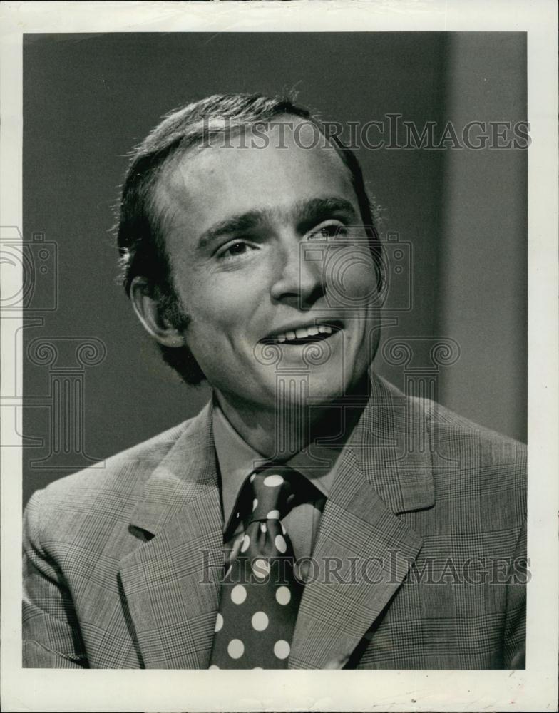 1970 Press Photo Dick Cavett of &quot;The Dick Cavett Show&quot; - RSL59237 - Historic Images