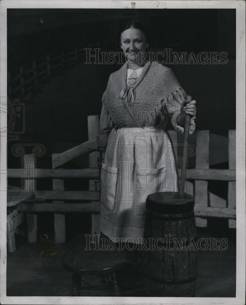 1949 Press Photo Actress Mary Marlo In Oklahoma - RSL79203 - Historic Images