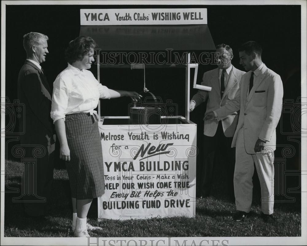 1959 Press Photo YMCA of New Melrose has A Wishing Well Ray Knott, Sandy Stowers - Historic Images