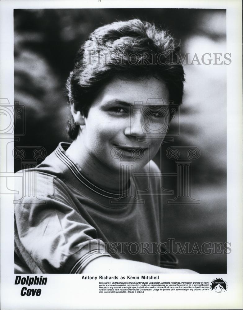 Press Photo Anthony Richards as Kevin Mitchel in Dolphin Cove - RSL84719 - Historic Images