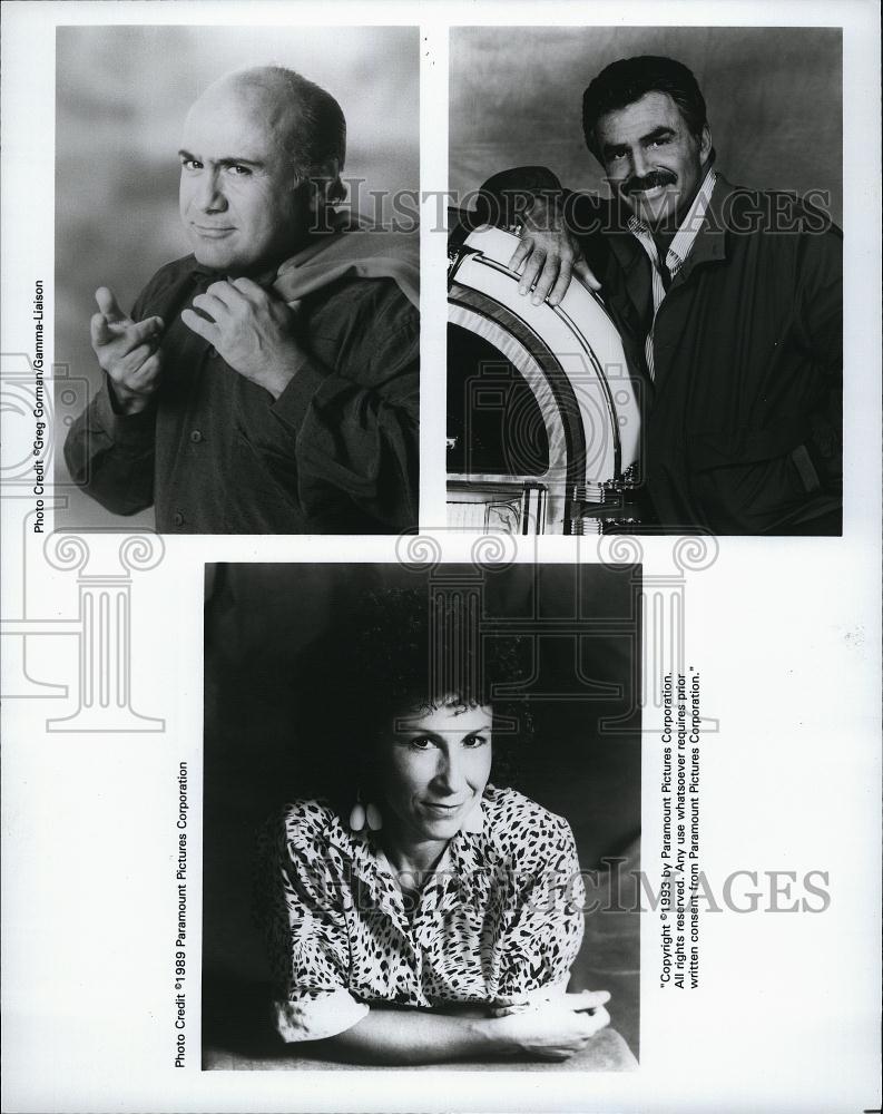 2000 Press Photo Actor Danny Devito,Burt Reynolds &amp; Rhea Perlman On &quot;Half&quot; Show - Historic Images