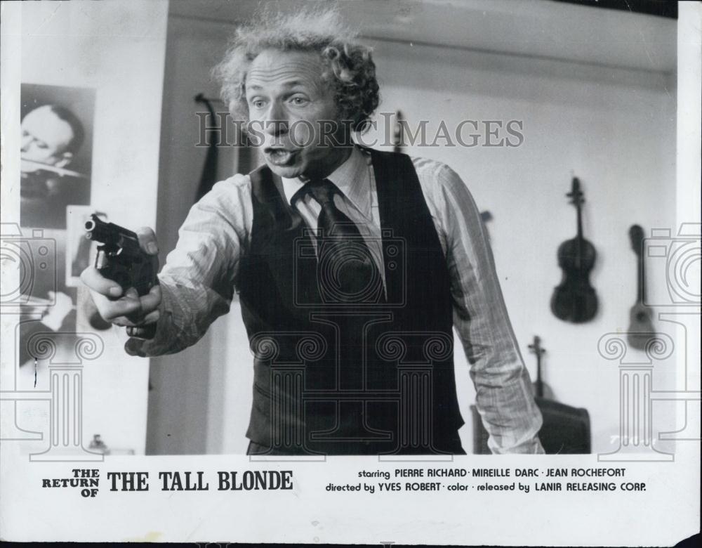 1975 Press Photo Pierre Richard Actor Return Of The Tall Blonde Film Movie Scene - Historic Images