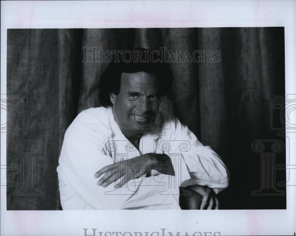 1986 Press Photo Julio Iglesias, Spanish balladeer Singer,songwriter - Historic Images