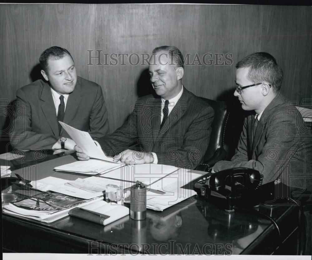 1961 Press Photo Alumni Phillips Exeter Academy Stephen Sonnabend, John Parker - Historic Images