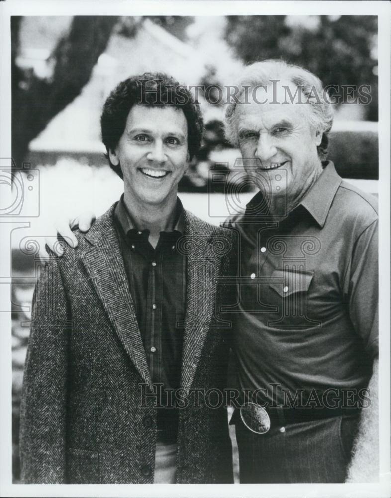 1985 Press Photo Actors John Rubinstein And Jack Warden In "Crazy Like A Fox" - Historic Images