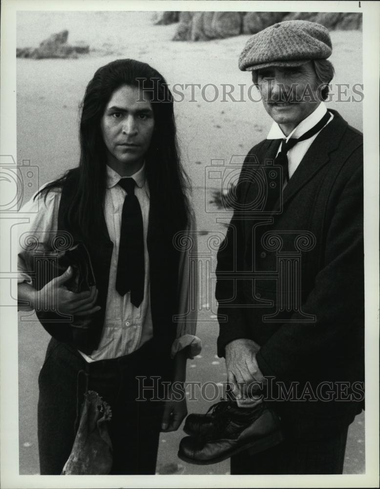 1978 Press Photo ISHI Last Of His Tribe Film Actors Dennis Weaver Eloy Casados - Historic Images