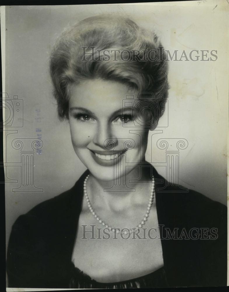 1964 Press Photo Betsy Palmer, &quot;I&#39;ve Got a Secret&quot; - RSL46561 - Historic Images