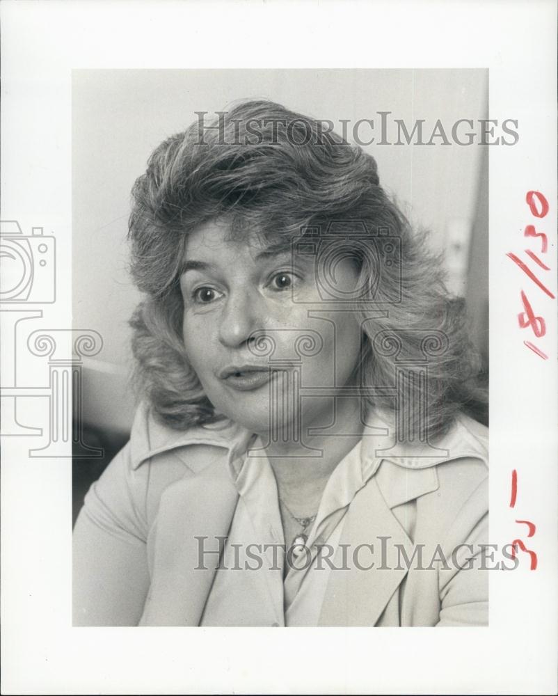 1983 Press Photo author Dorothy Carbo - RSL63473 - Historic Images