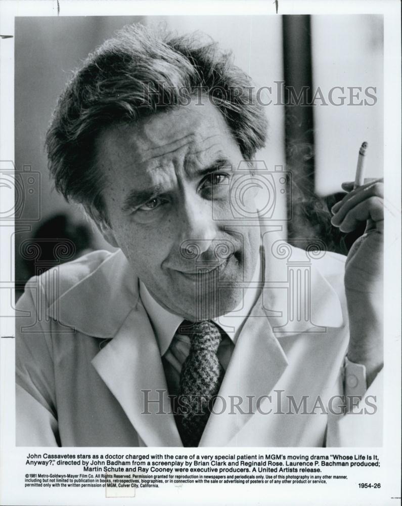 1989 Press Photo Actor John Cassavetes In &quot;Whose Life Is It Anyway?&quot; - RSL61417 - Historic Images