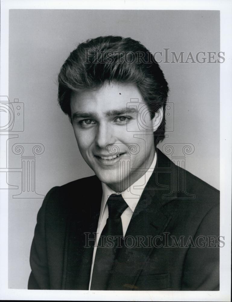 1984 Press Photo Greg Evigan &quot;Masquerade&quot; - RSL60131 - Historic Images