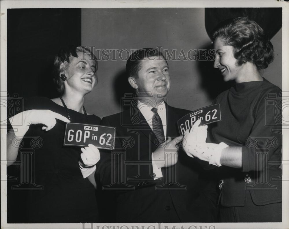 1961 Press Photo Mrs Hugh Edmonds Miss Lydia Sanders Scott Young Republicans - Historic Images