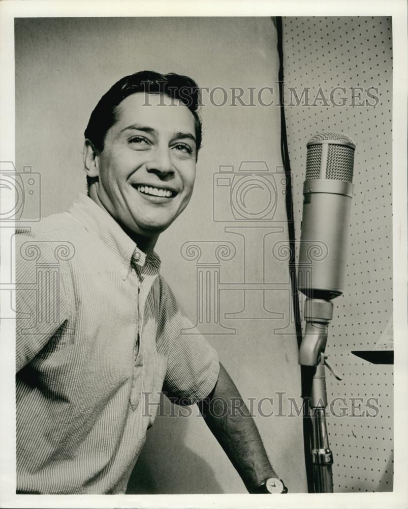 1962 Press Photo Song Writer Mark Rydell In Recording Studio - RSL61513 - Historic Images