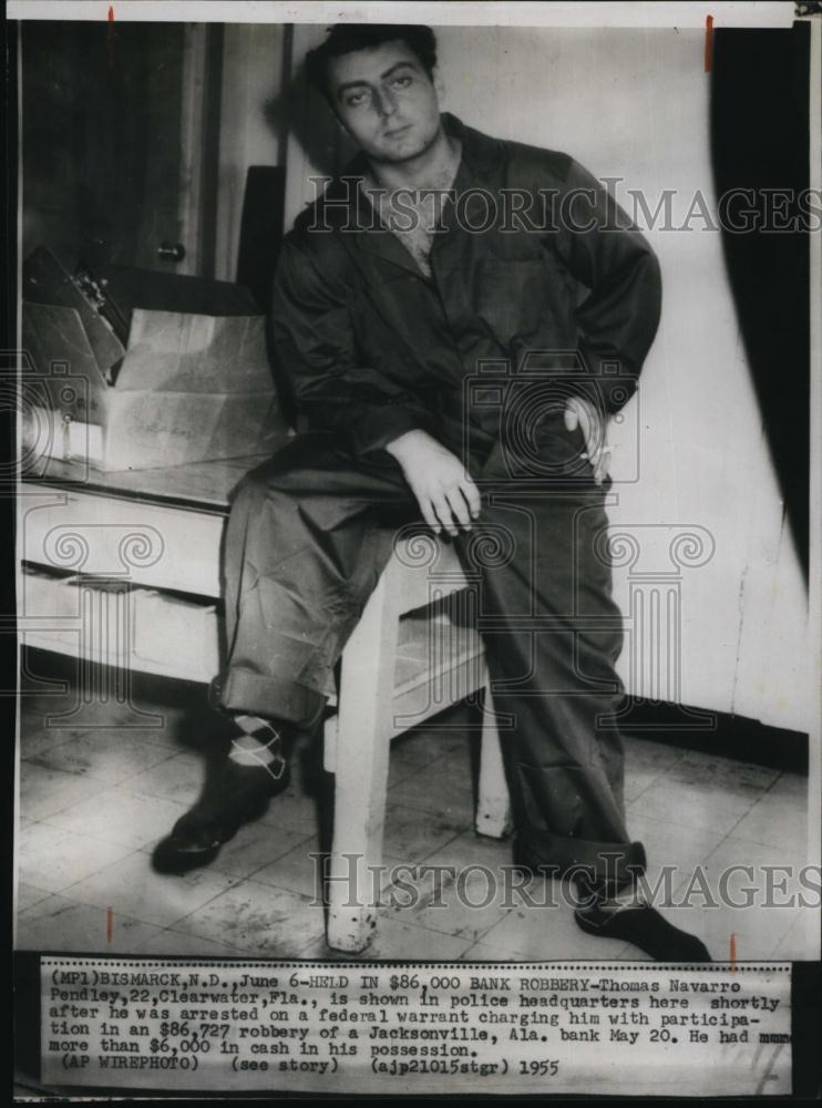 1955 Press Photo Thomas Navarro Pendley, arrested for robbery - RSL91103 - Historic Images