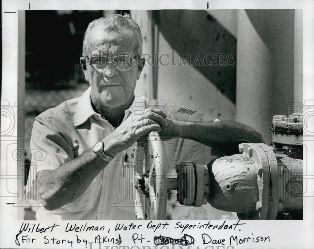 Press Photo Wilbert Wellman Water Department Superintendent Pasco Florida - Historic Images