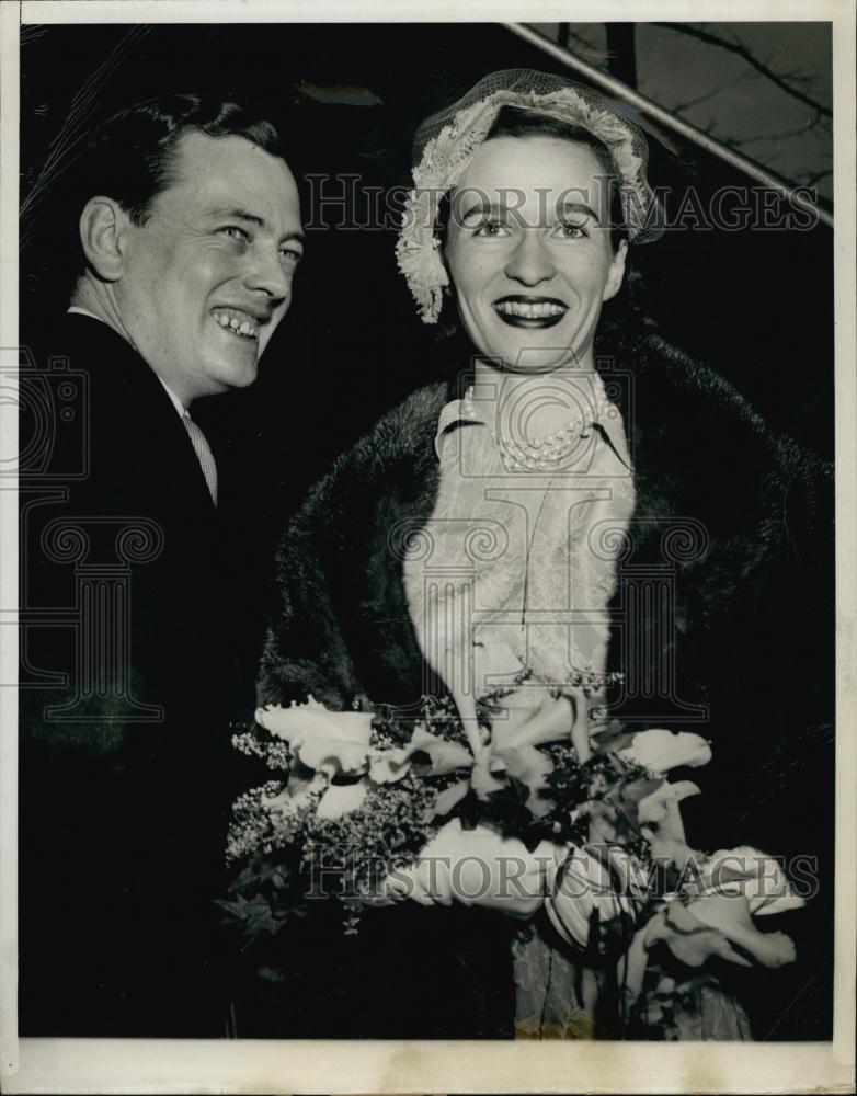 1950 Press Photo Marquess of Milfrod Haven with his wife Romaine Dahlgren Simpso - Historic Images