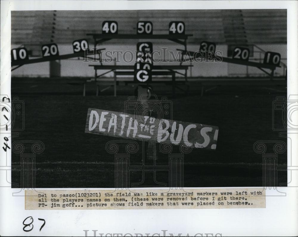 1982 Press Photo Gulf HS stadium vandalized in Florida - RSL98341 - Historic Images