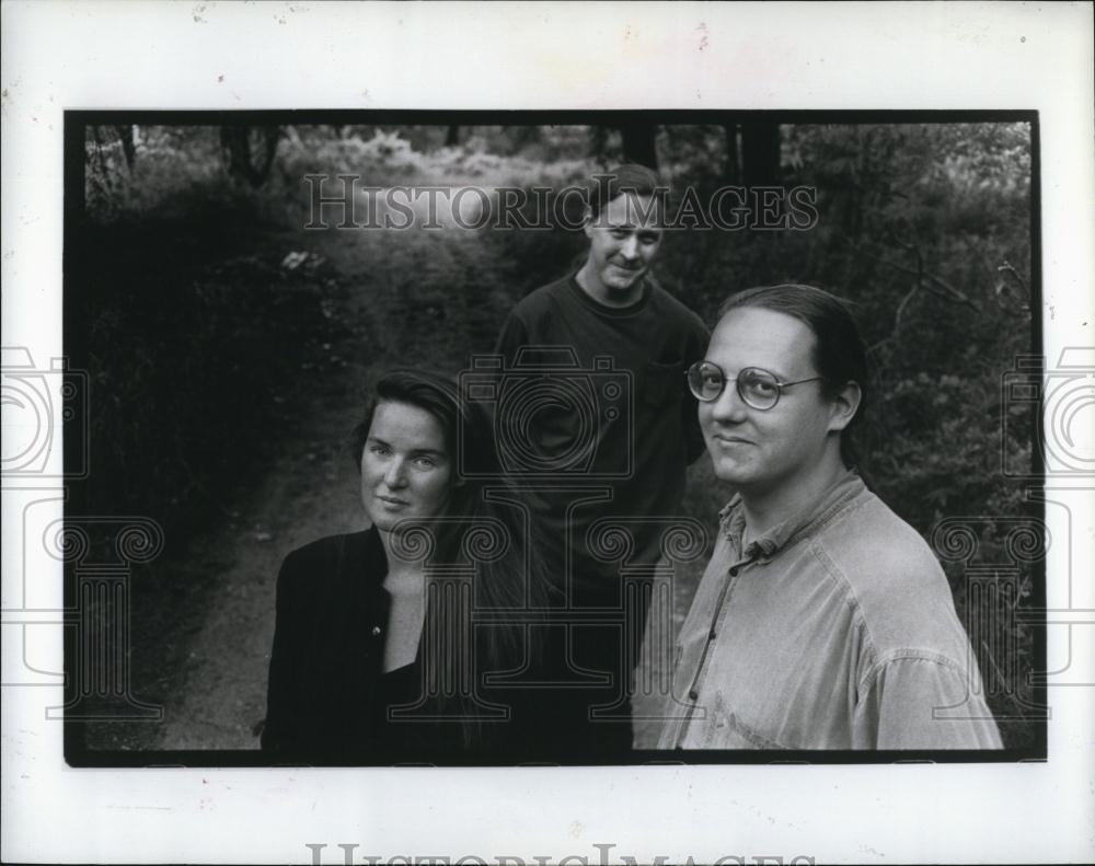 1994 Press Photo Members Of Music Group Knots And Crosses - RSL86141 - Historic Images