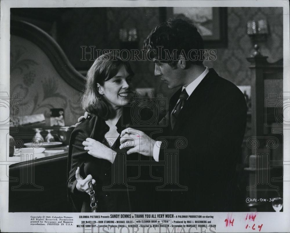 1969 Press Photo Actress Sandy Dennis in " Thank You All Very Much" - RSL88489 - Historic Images