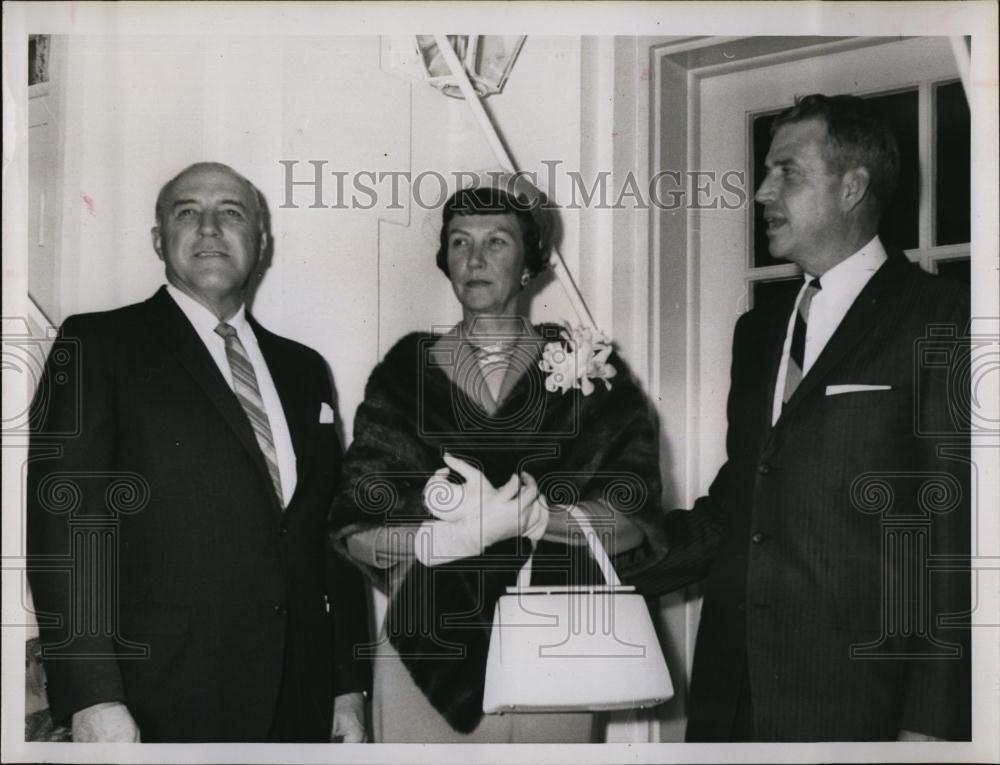 1963 Press Photo Mr &amp; Mrs Lewis McClellan Robertson Dedicates Building - Historic Images