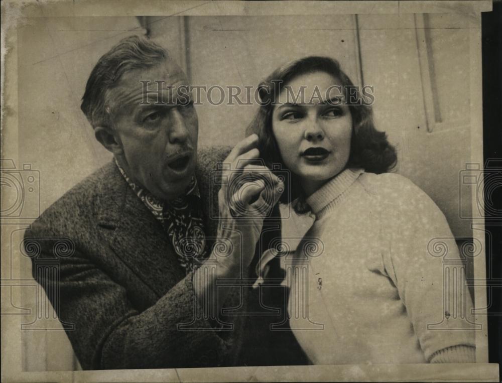 1952 Press Photo Guthrie McClintic Actor Camilla DeWitt Actress Bernadine Film - Historic Images