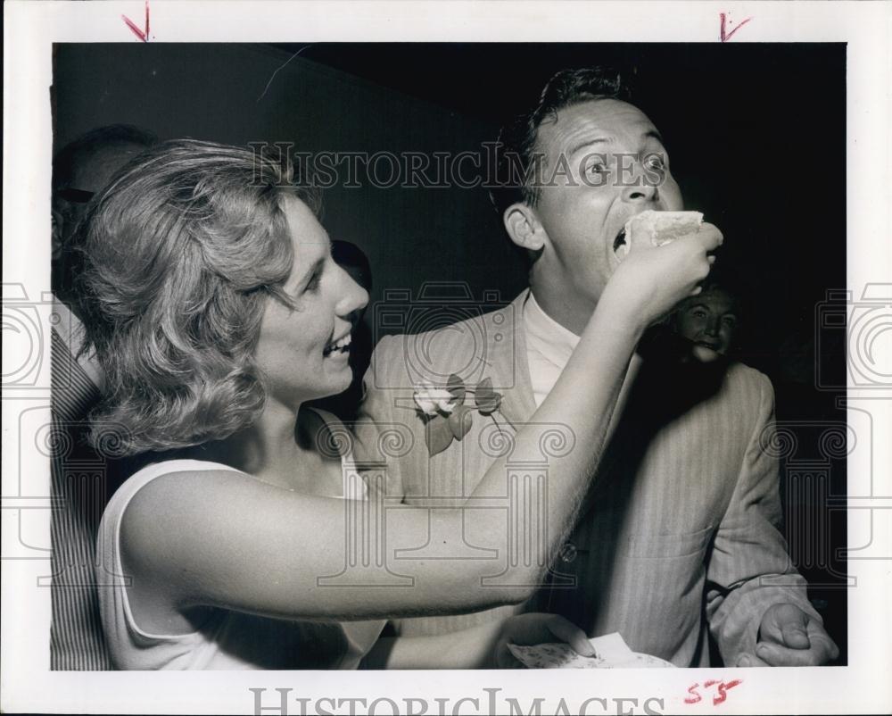 1964 Press Photo John Turner June Wukoson Wedding Pinellas Park Boys Club - Historic Images