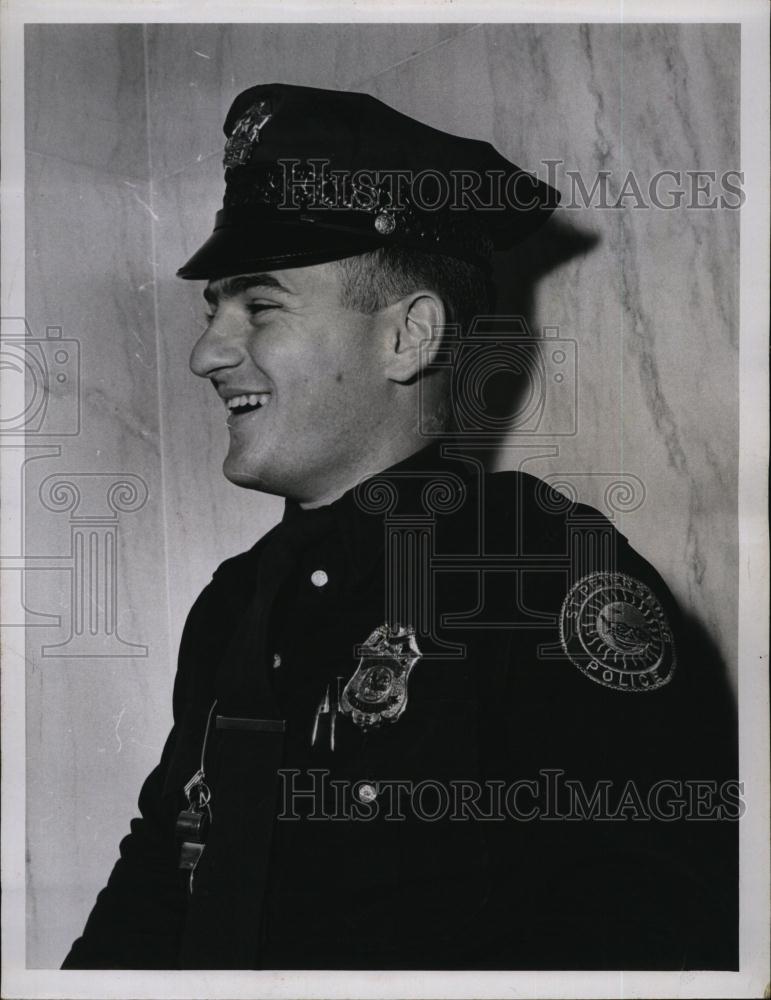 1959 Press Photo Police Patrolman Ralph Zappone - RSL91449 - Historic Images