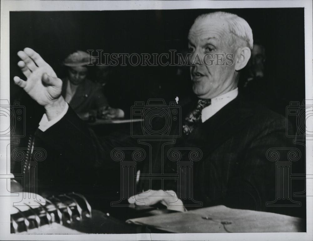 1943 Press Photo J Lester Perry, Pres of Carnegie Ill Steel - RSL88689 - Historic Images