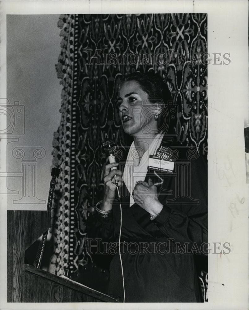 1978 Press Photo Carrie Nellie Thompson Speaking About Equal Rights Amendment - Historic Images