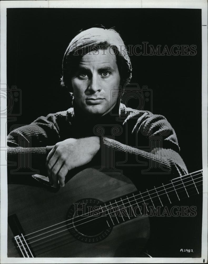 1990 Press Photo Guitarist Christopher Parkening - RSL95229 - Historic Images