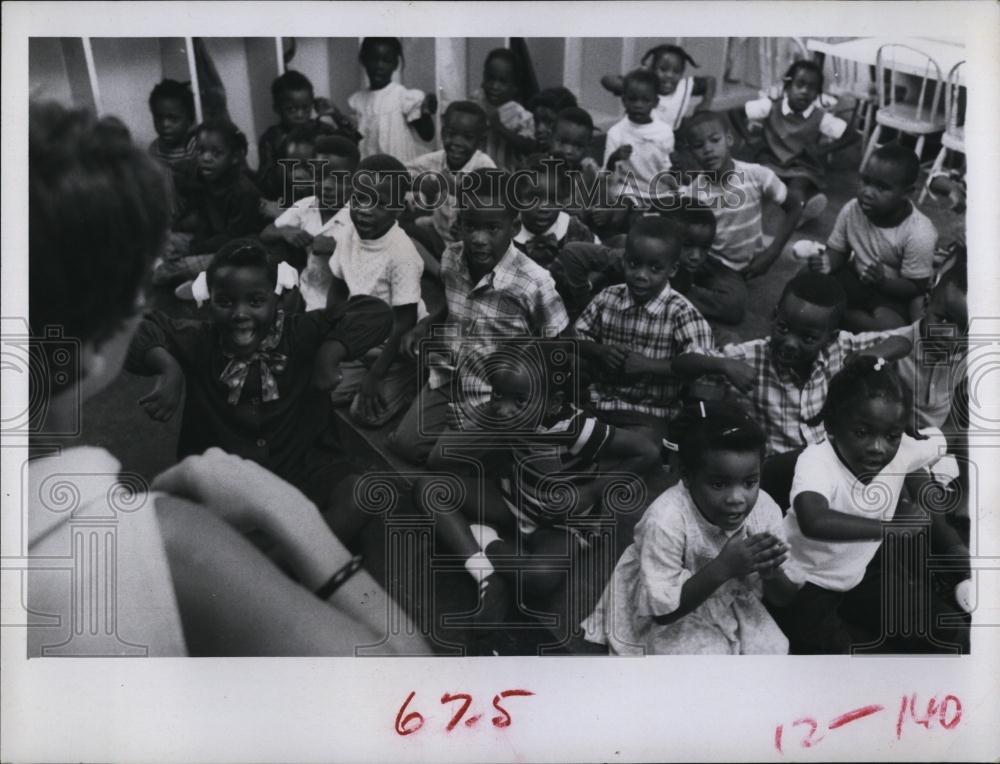 1968 Press Photo Happy Workers Day Nursery in Fla, & Mrs Langill - RSL98791 - Historic Images