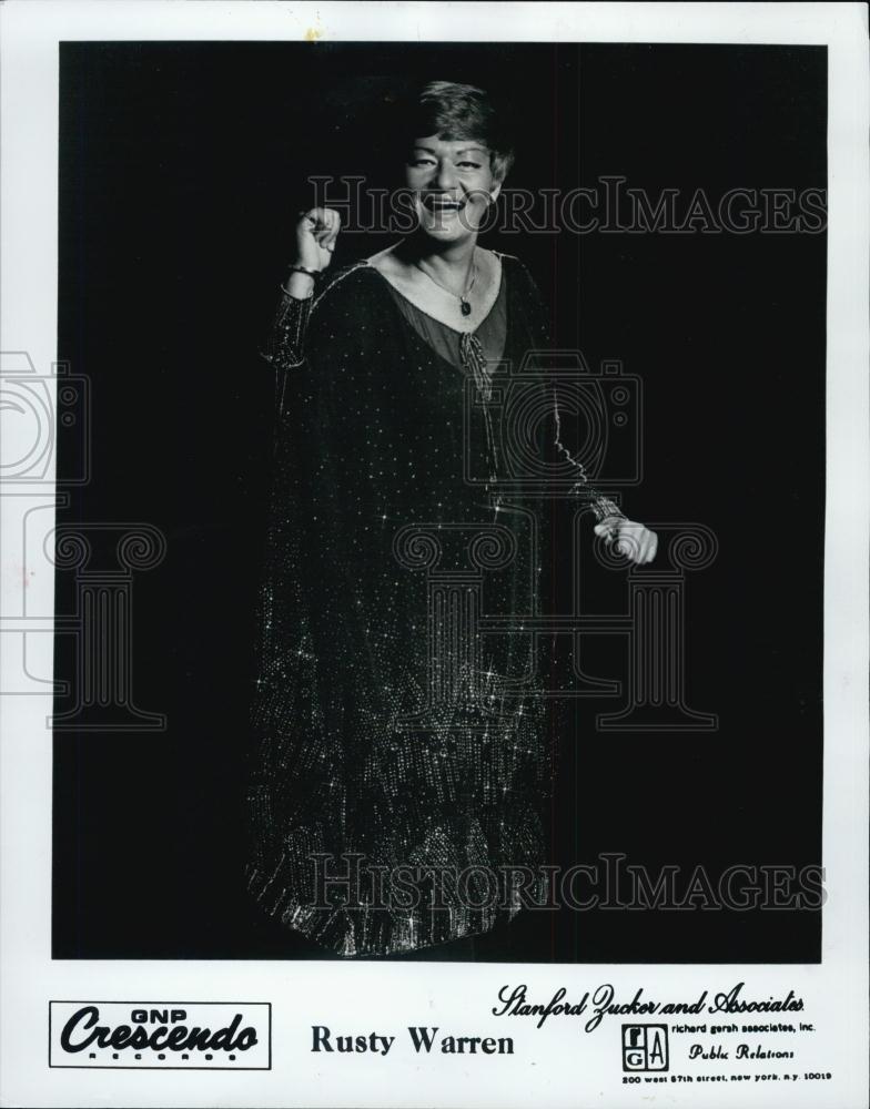 1999 Press Photo Rusty Warren Show Singer Comedian Comedy Dinner Theater - Historic Images