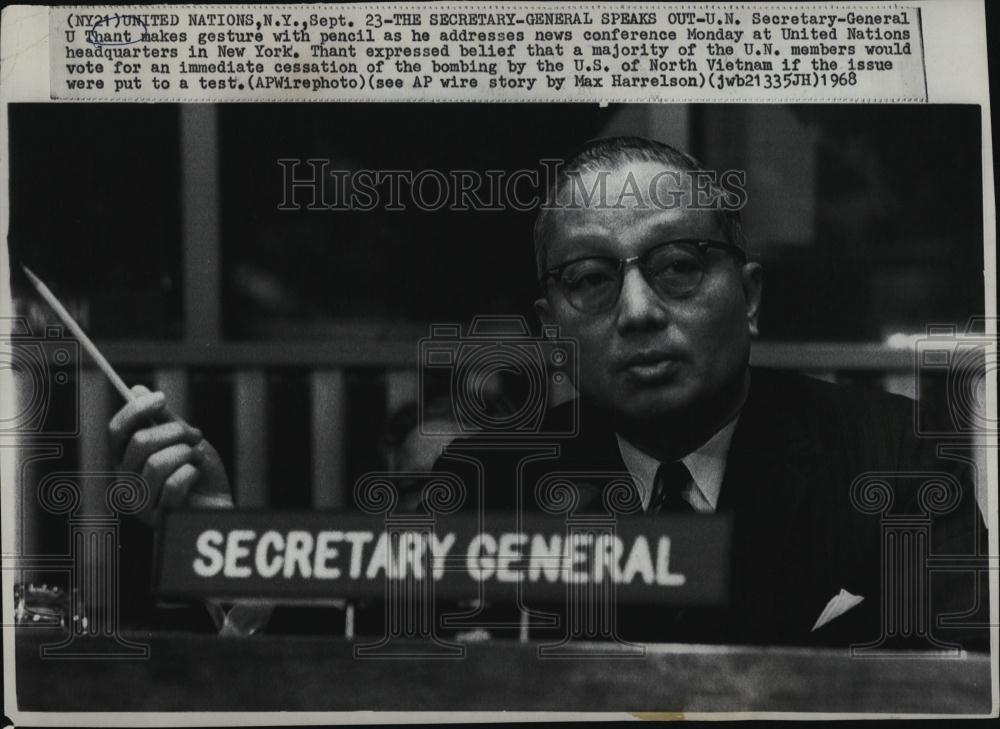 1968 Press Photo Secretary General UN U THant addresses news conference - Historic Images