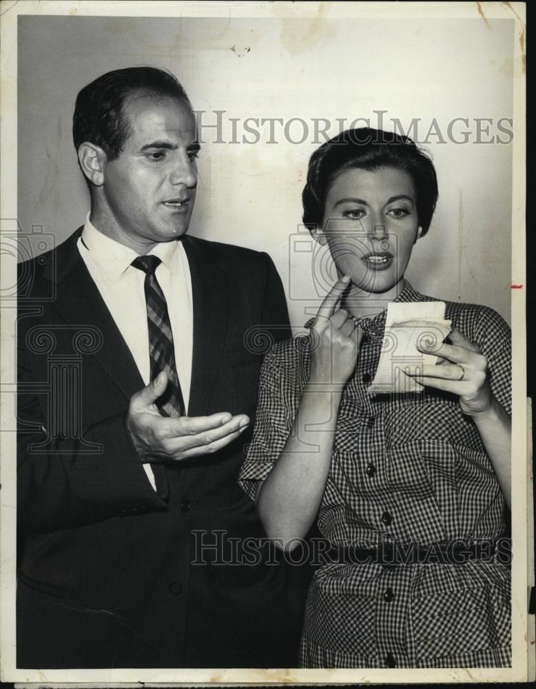 1961 Press Photo NBC&#39;s Naida Onyx &amp; Tye Andrews - RSL47423 - Historic Images