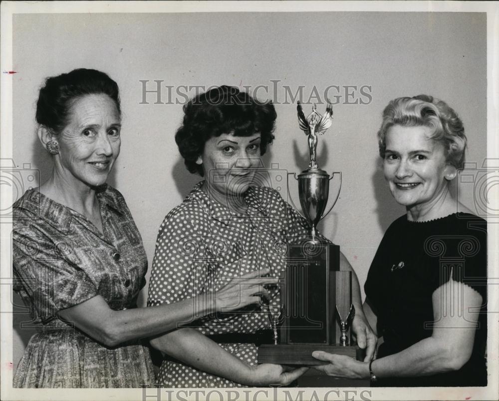 1962 Press Photo Women in Construction,B Gissner,M Palmer,L Beck - RSL96735 - Historic Images