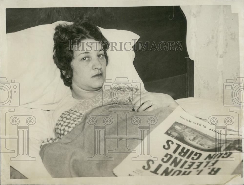 1947 Press Photo Mrs Pearl Lofchie Was Attacked for Purse - RSL06077 - Historic Images