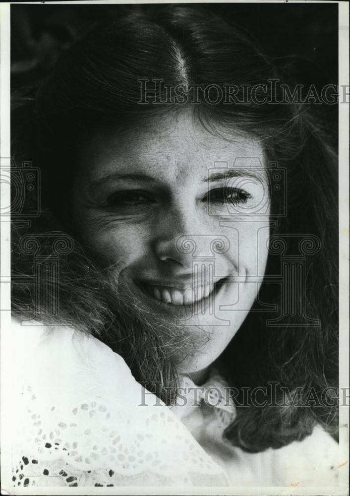 1981 Press Photo Actress Mimi Kennedy star in &quot;The Two of Us&quot; - RSL92969 - Historic Images