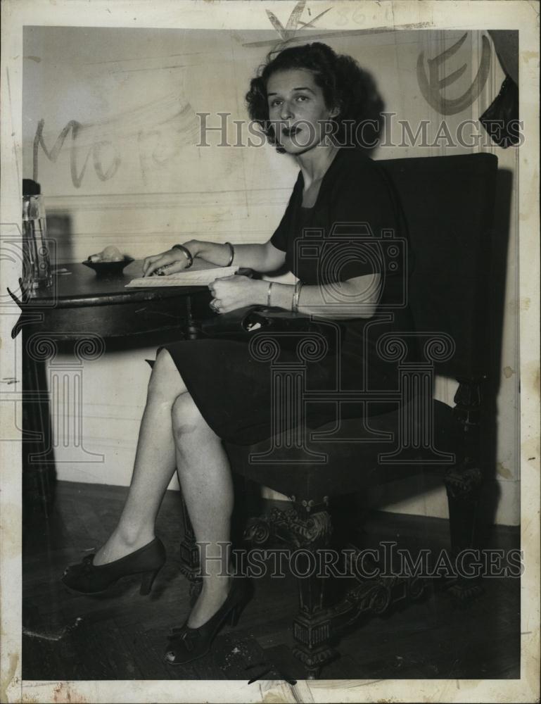 1944 Press Photo Susan B Anthony, grand-niece of Susan B Anthony - RSL47691 - Historic Images