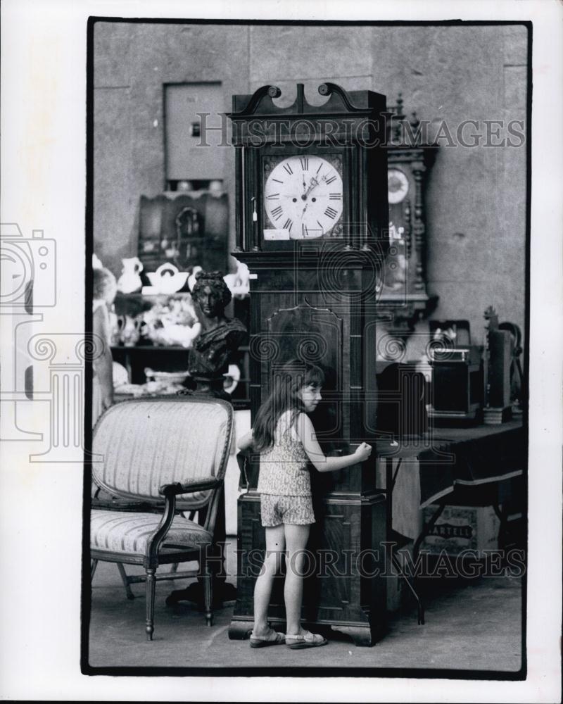 1974 Press Photo Grandfather Clock displayed at Antique show - RSL63019 - Historic Images