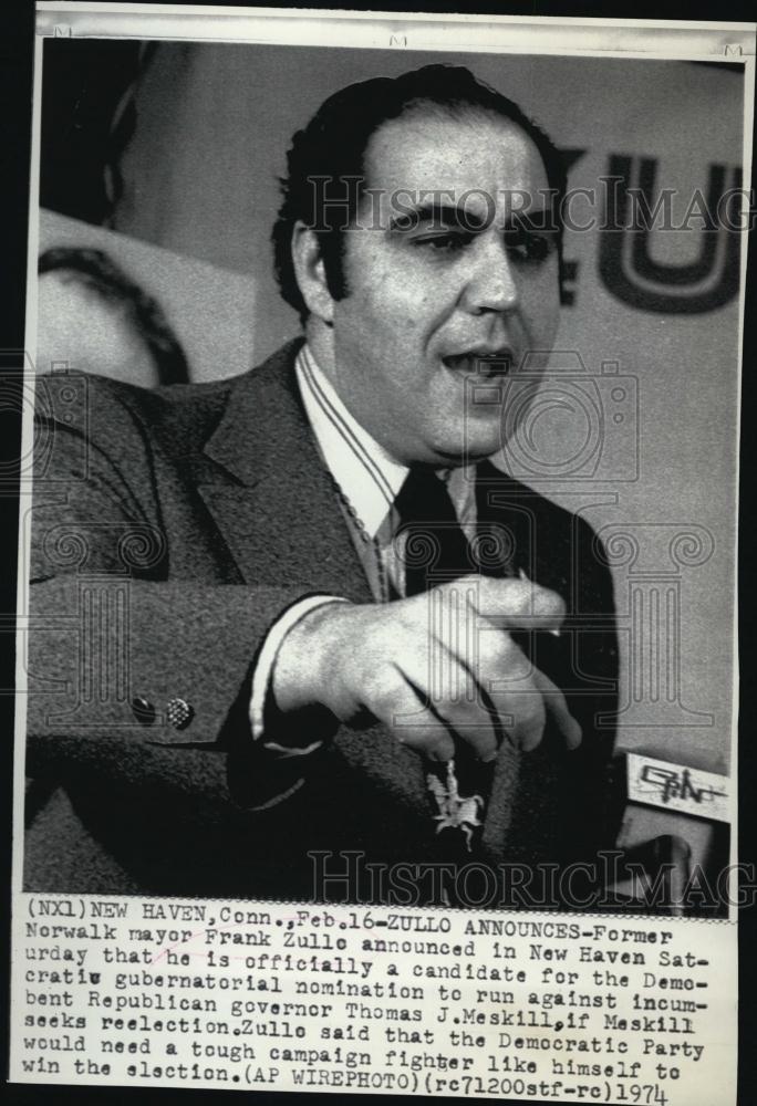 1974 Press Photo Former Norwalk Mayor Frank Zullo Announces Gubernatorial Candid - Historic Images